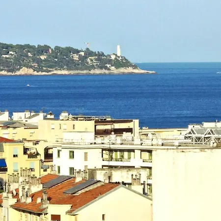 Panoramic Penthouse With Rooftop Jacuzzi Apartment Nizza